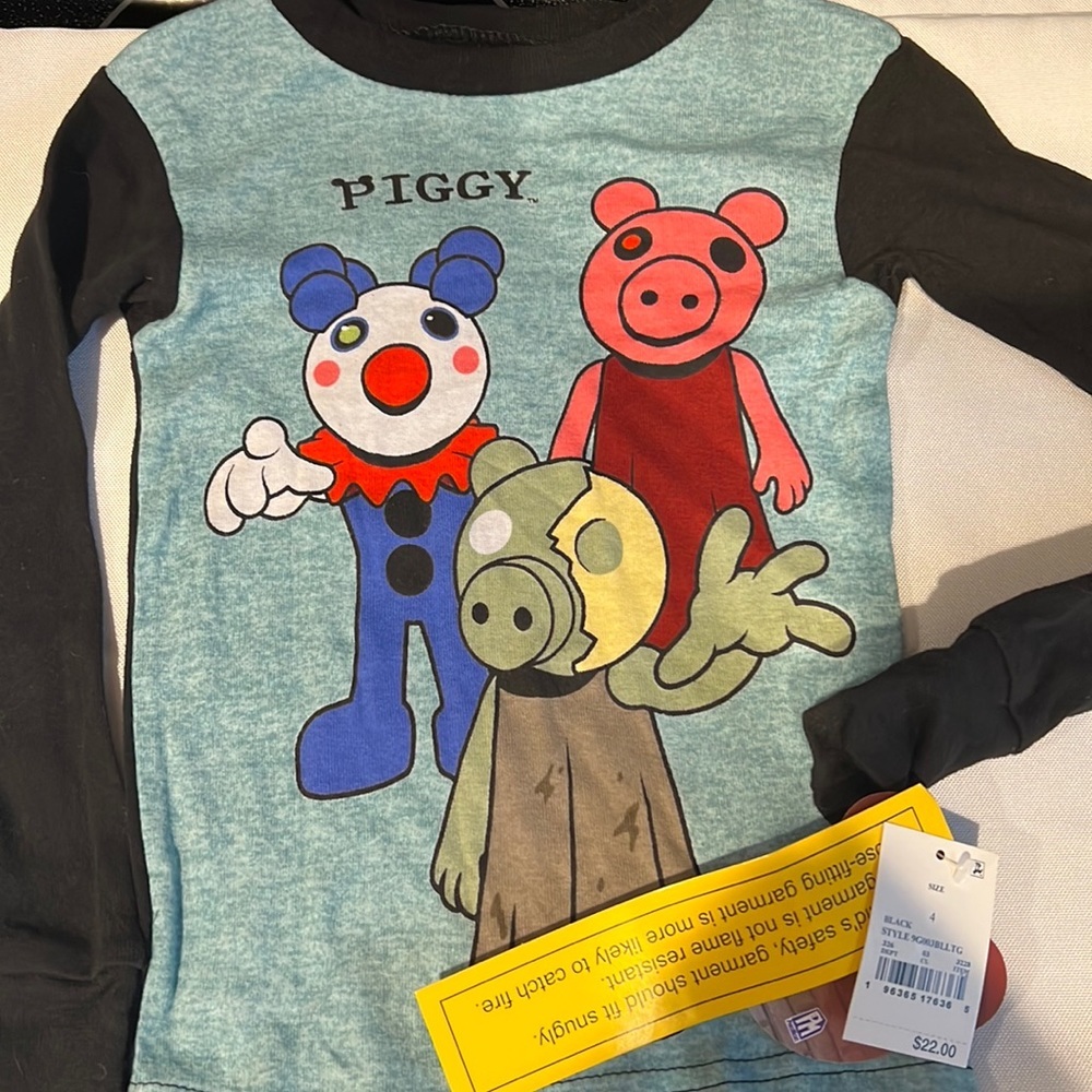 Roblox Piggy pajama shirt only nwt